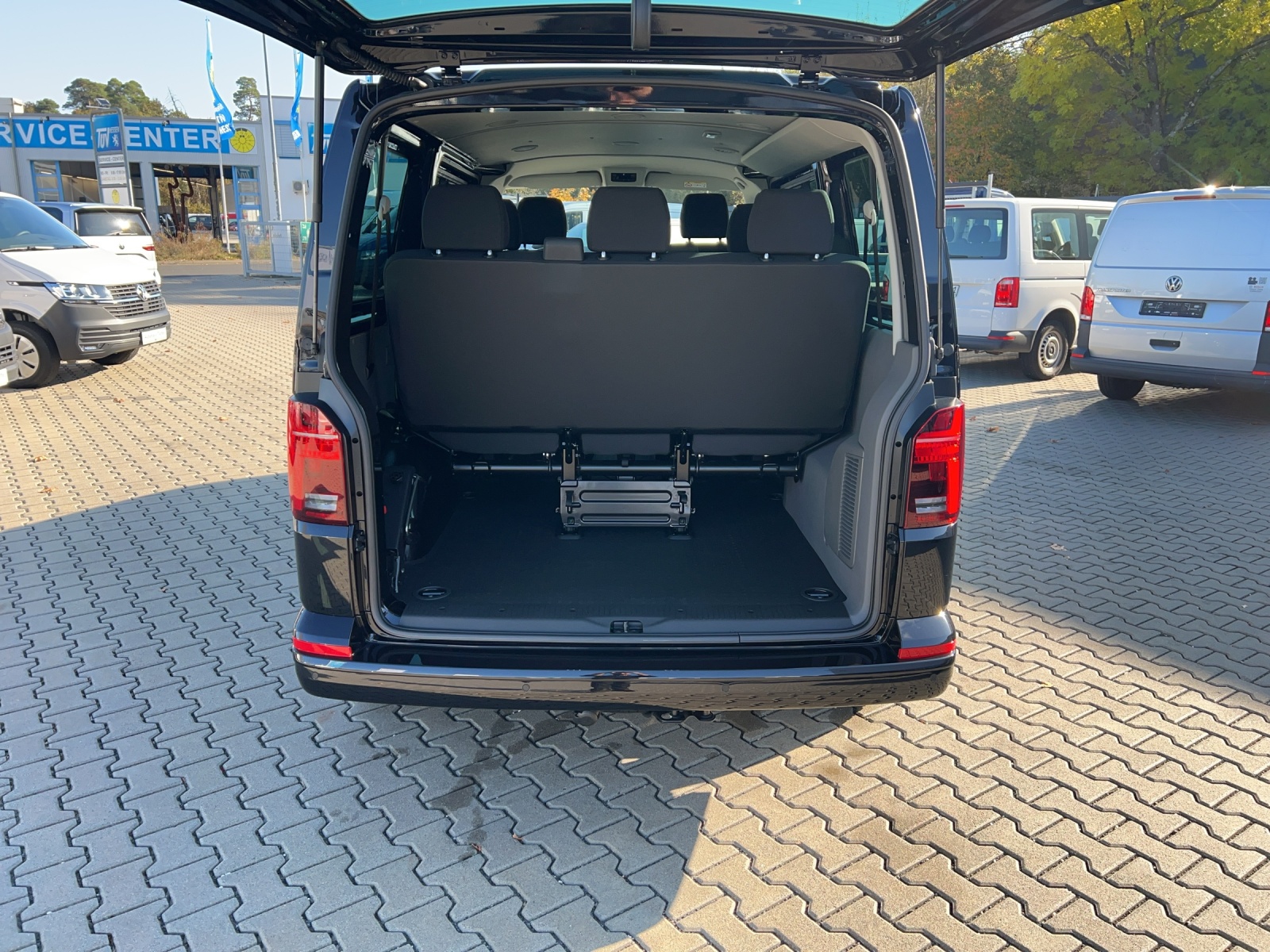 T6 Kombi 6.1 2.0 TDI DSG Doppelkilima DSG LED Navi Kamera PDC