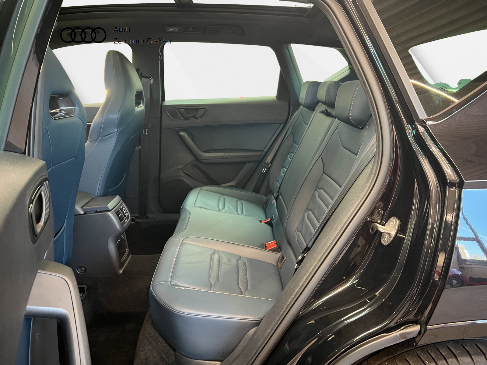 Ateca 2.0 TSI 4Drive DSG VZ Limited Edition AHK Pano ACC