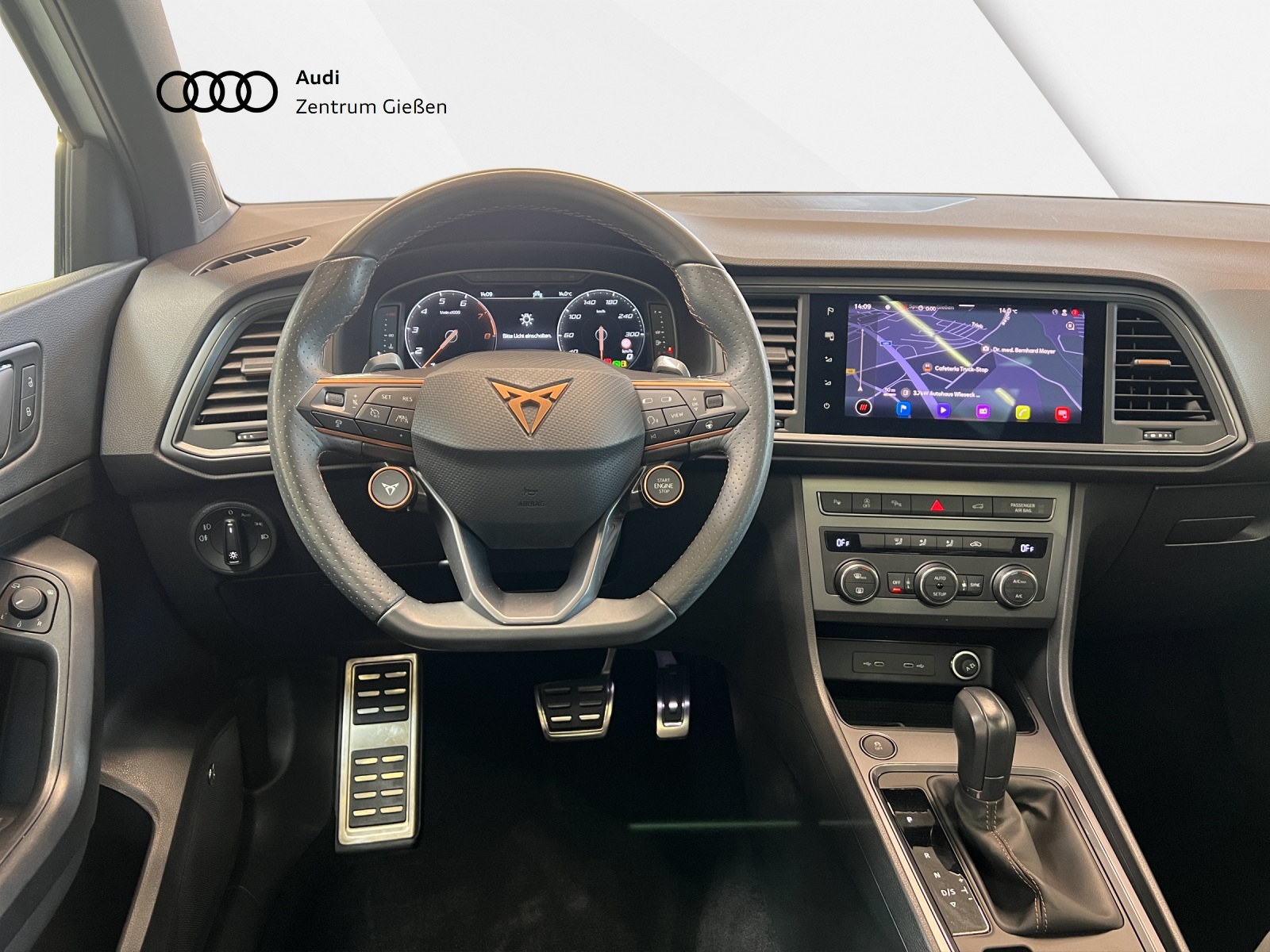 Ateca 2.0 TSI 4Drive DSG PANO Brembo Beats Navi