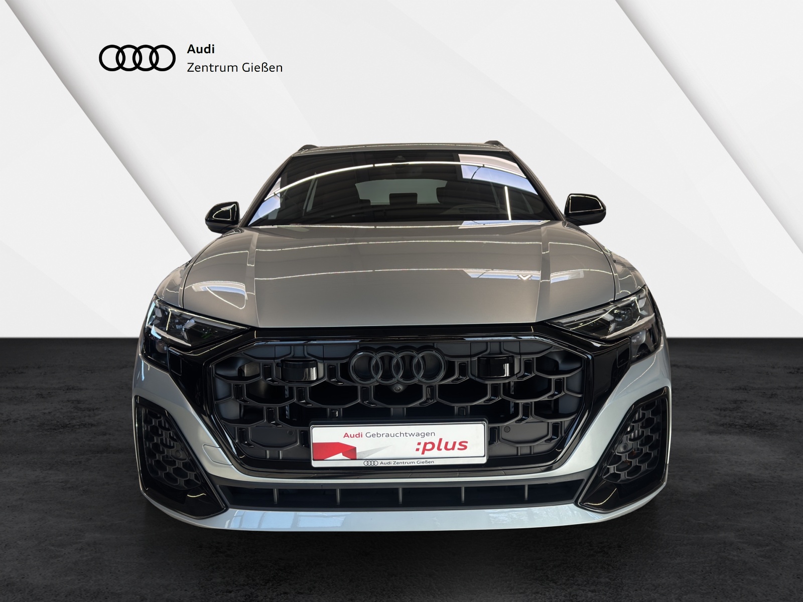 SQ8 4.0 TFSI quattro Carbon B&O AHK HuD PANO