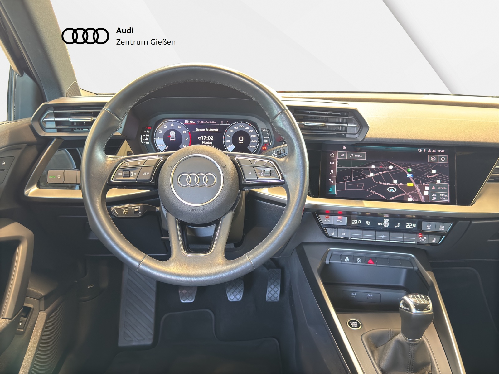 A3 Limousine 30 TFSI advanced MMI Navi Plus Einparkhilfe Sitzheizung