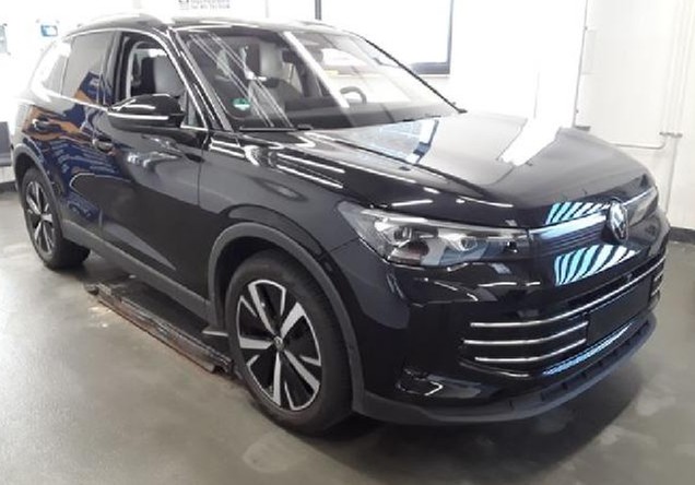 Tiguan 2.0 TDI DSG Elegance IQ-Light Standheizung Panodach AHK