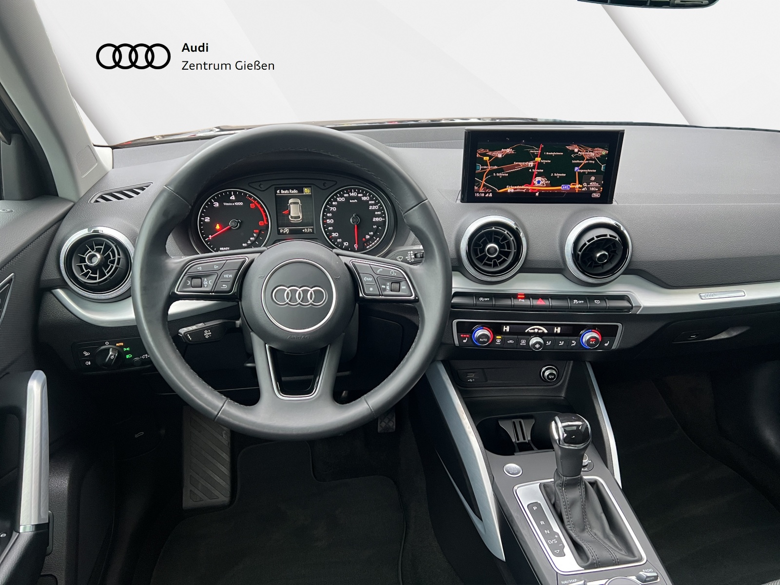 Q2 35 TDI S-tronic advanced Pano Navi Assistenzpaket