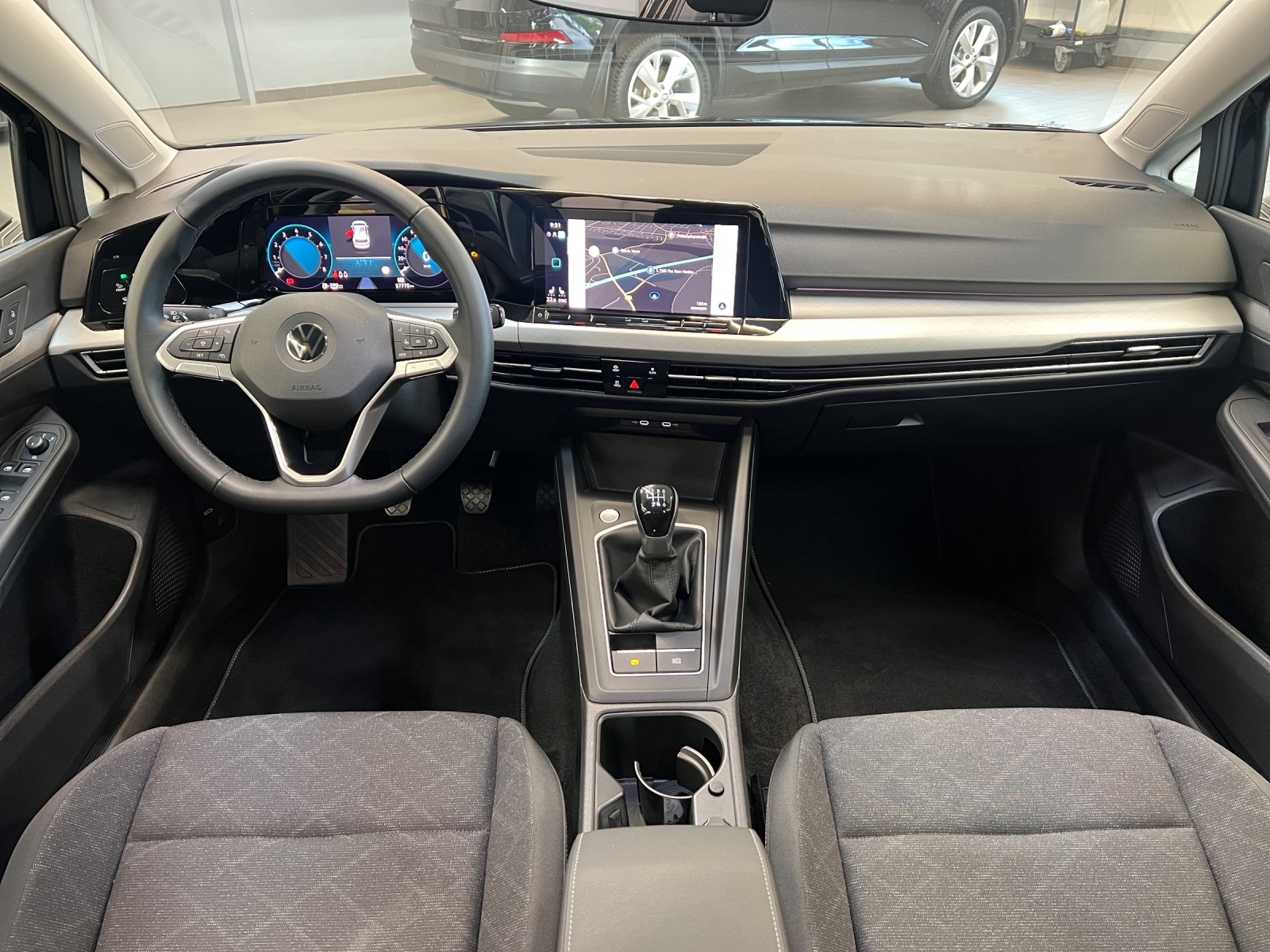 Golf VIII 1.5 TSI Life LED-Plus TravelAssist Navi Sitzheizung