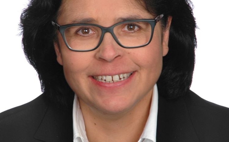  Andrea Michel-Lebeau